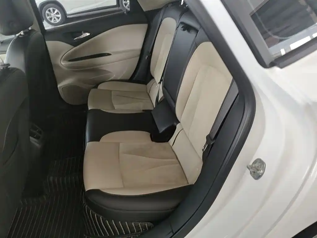 Buick Verano 2019 Sedan 15S Auto Leading фото 17