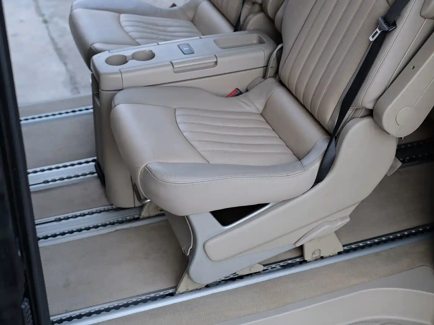 Mercedes-Benz Viano 2010 2010 2.5L Prestige Edition