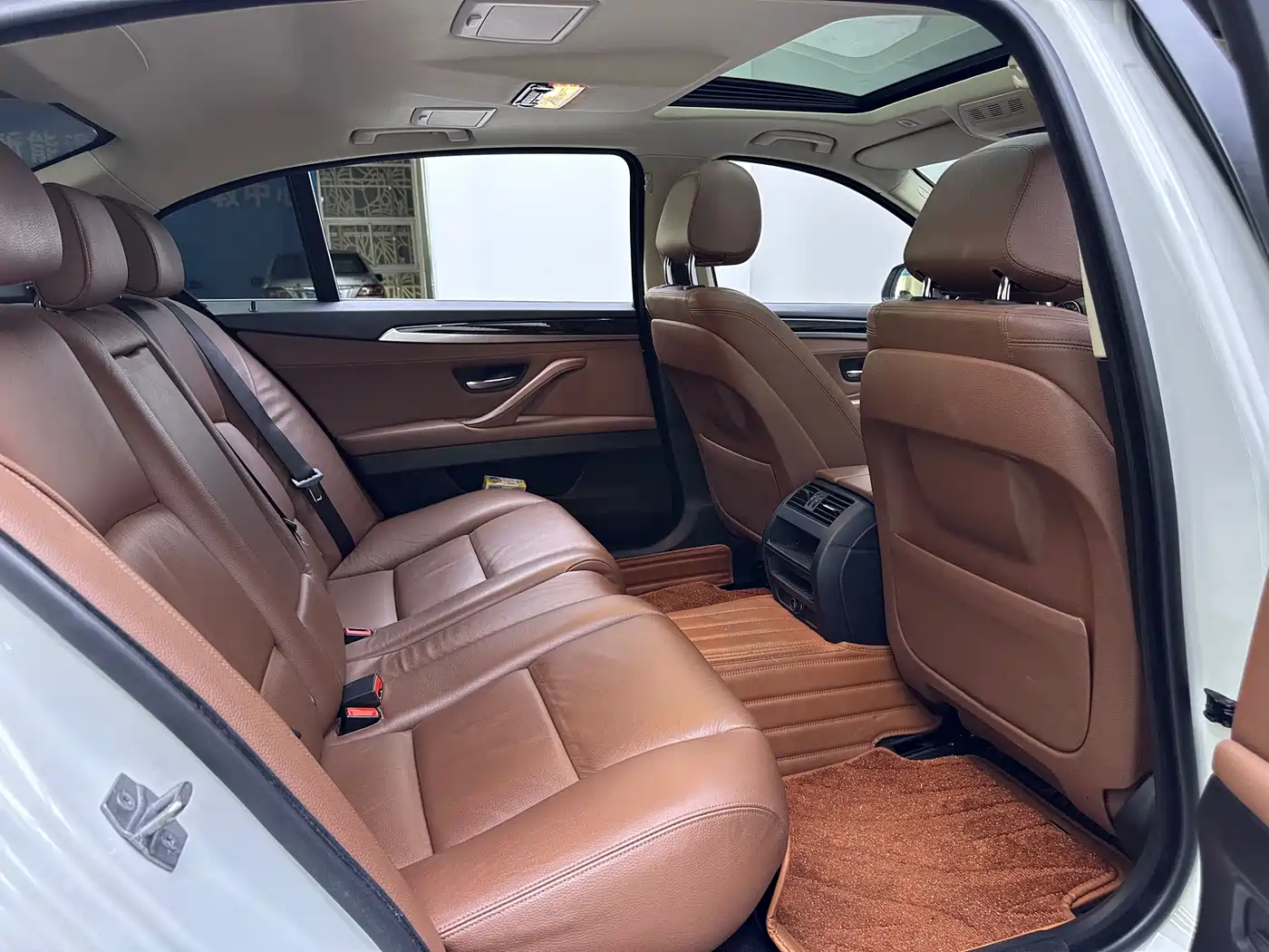 BMW 5 Series 2017 525Li Leading Edition фото 13