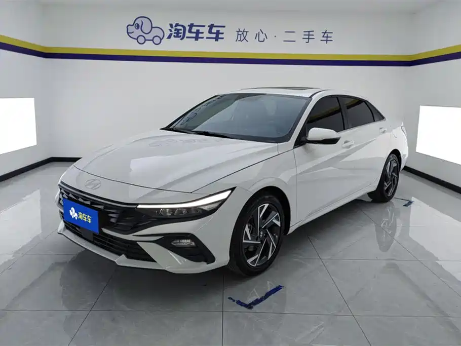 Hyundai Elantra 2023 1.5L CVT GLX Elite Edition
