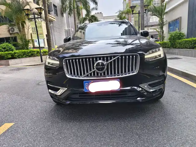 Volvo XC90 2022 B6 Smart Elegance Luxury 7-Seater — фото 2