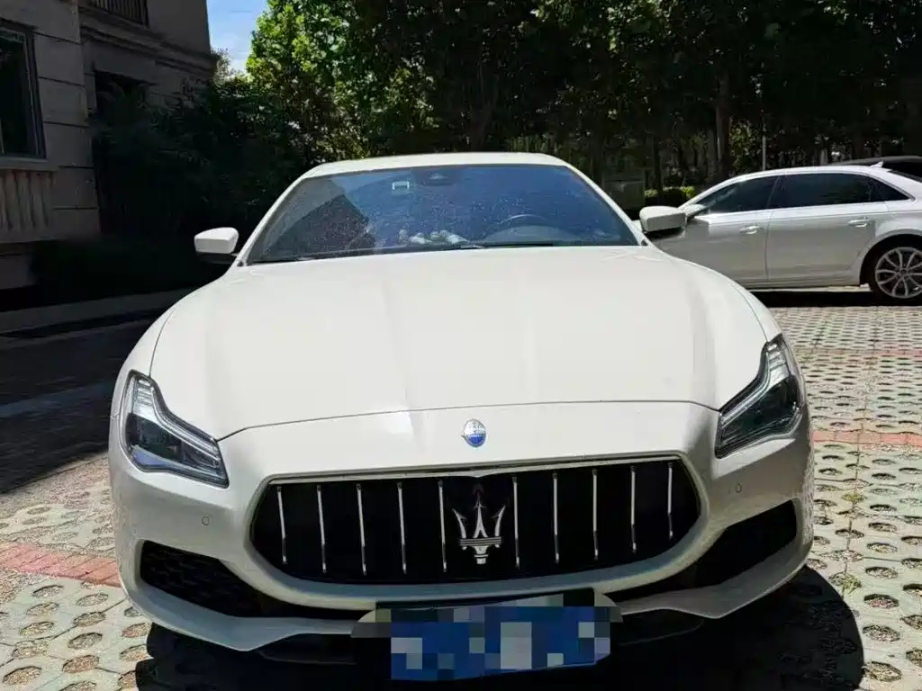 2023 Maserati Quattroporte