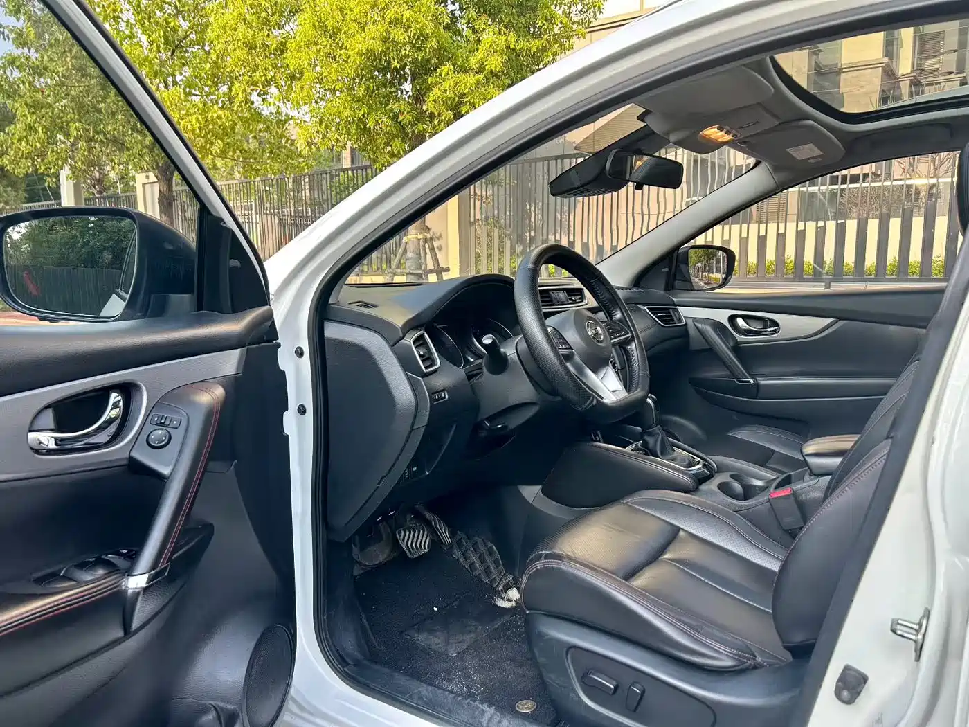 Фото 3 - Nissan Qashqai