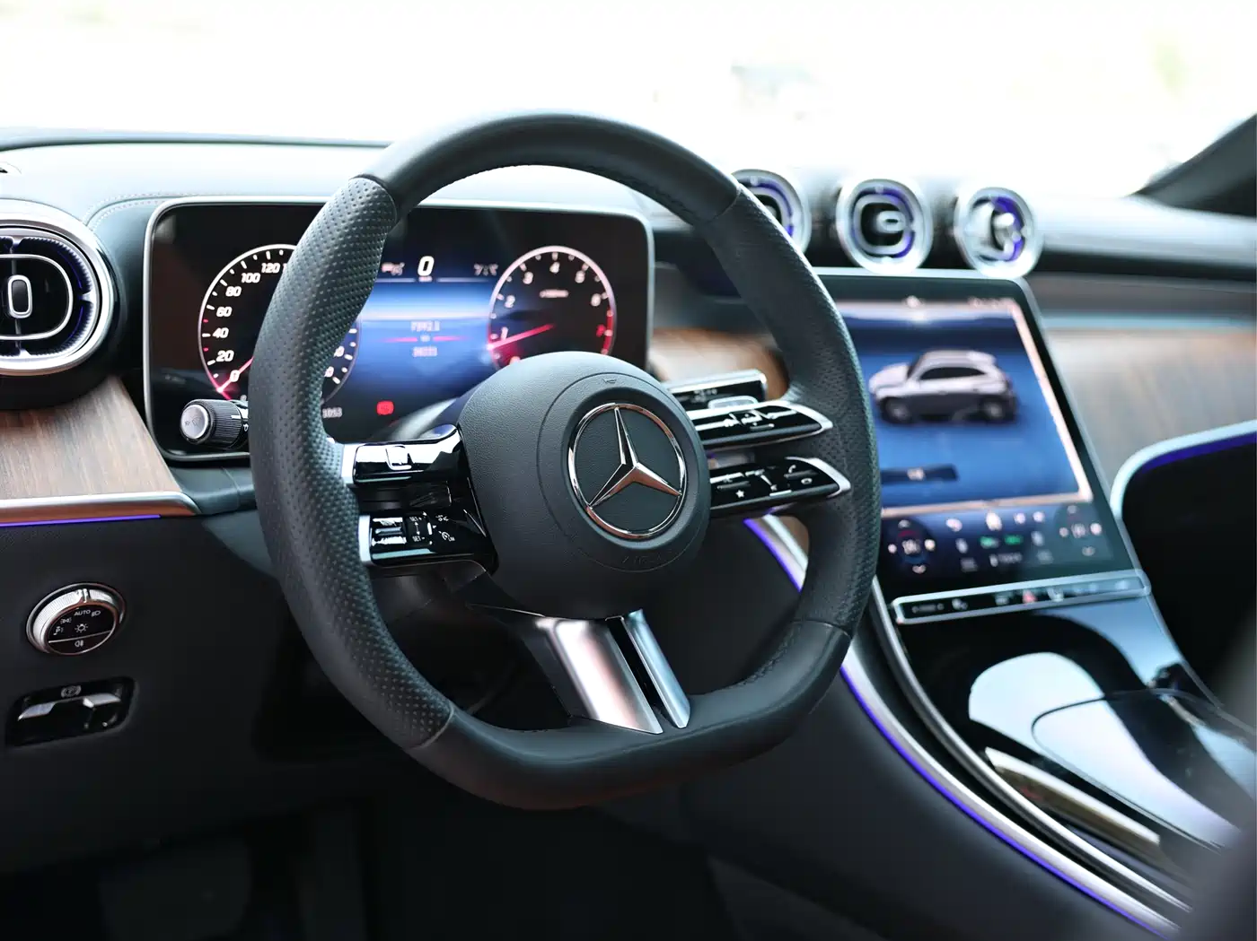 Mercedes-Benz GLC 2024 GLC 300 L 4MATIC Dynamic 5-seater фото 8