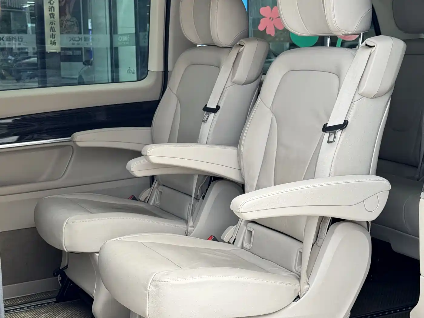 Mercedes-Benz V-Class 2016 V 260 Navigator фото 6