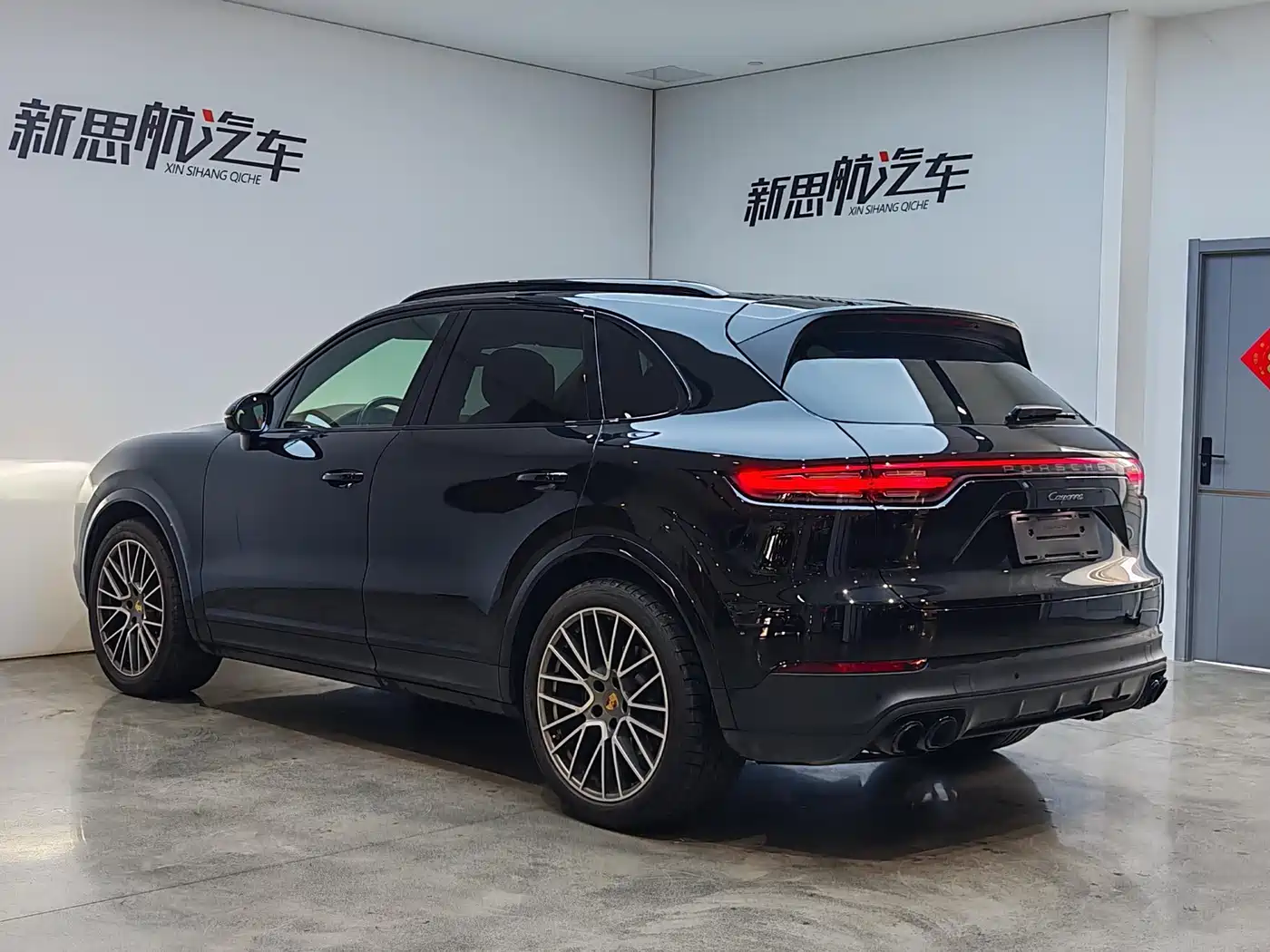 Porsche Cayenne 2023 Cayenne 3.0T Platinum Edition фото 16