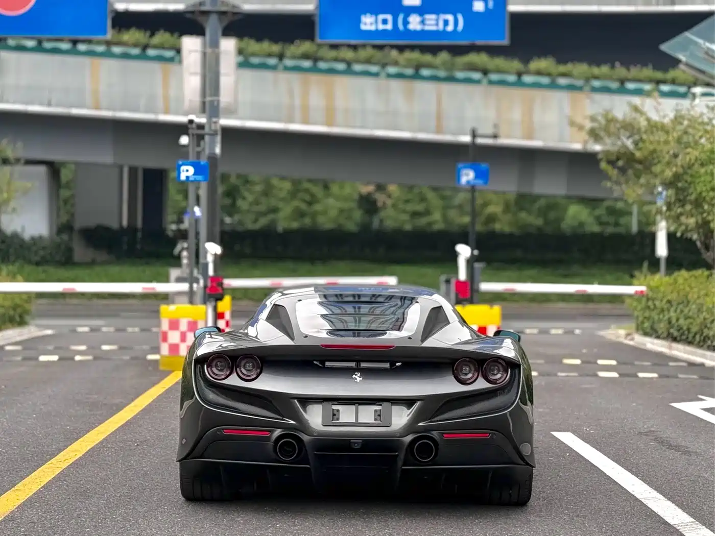 Ferrari F8 2021 2019 Tributo 3.9T V8