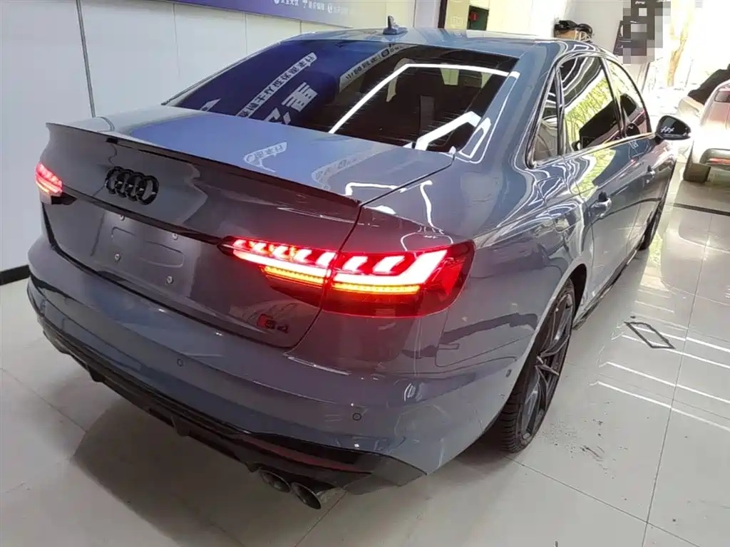 Audi A4L 2022 40 TFSI quattro RS Kit Burning Speed фото 7