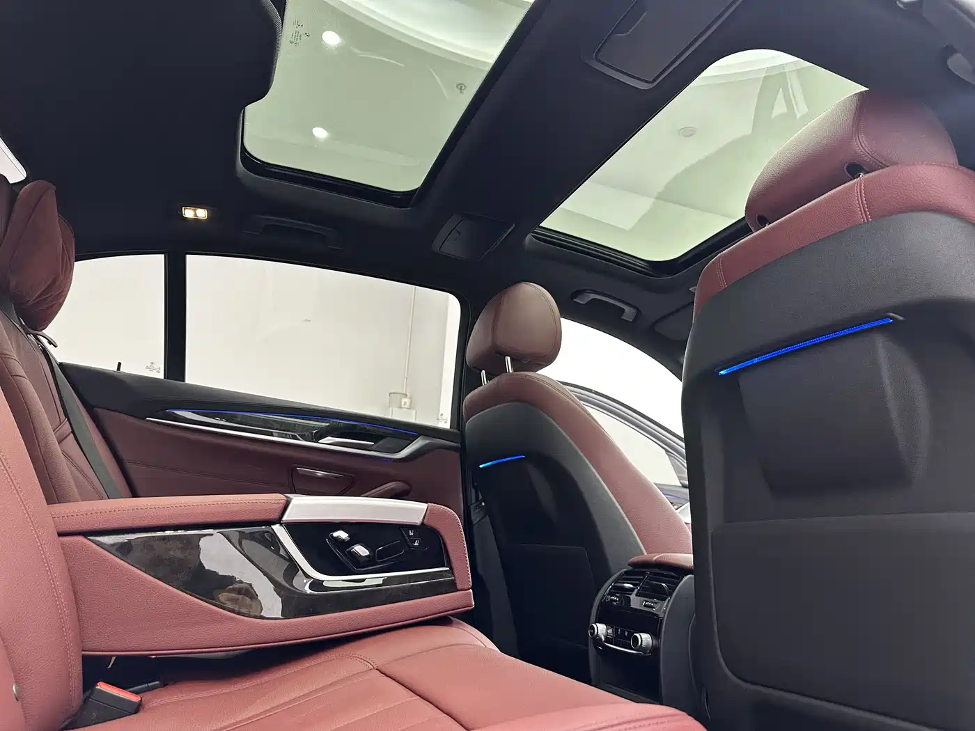 BMW 5 Series 2018 Facelift 530Li Exclusive M Sport Package фото 15