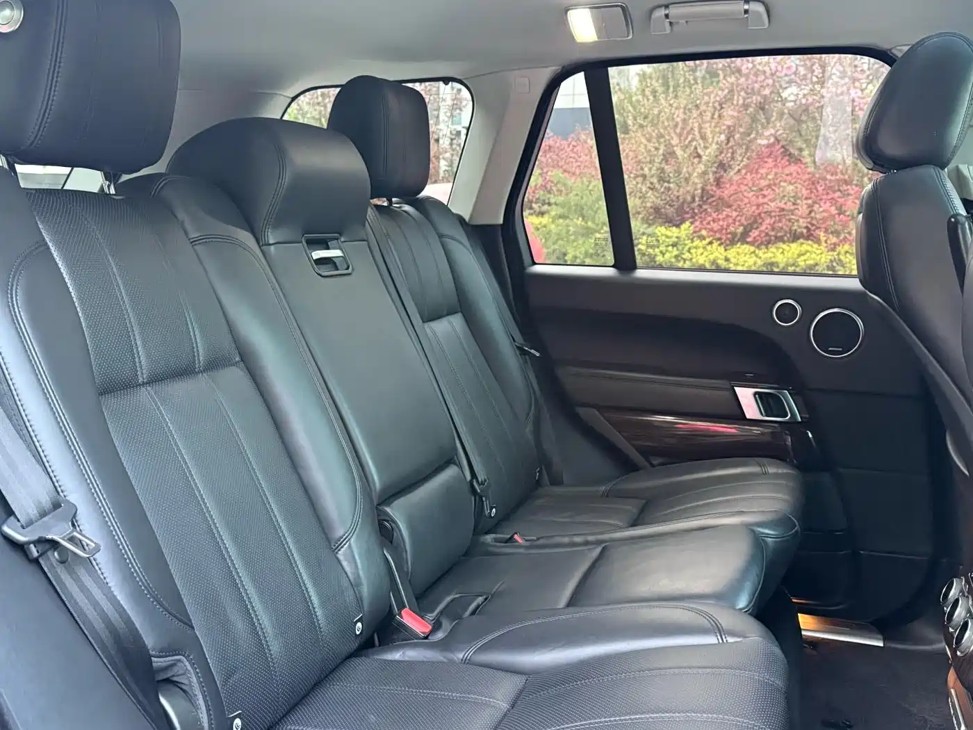 Land Rover Range Rover 2014 3.0 TDV6 Vogue SE фото 22