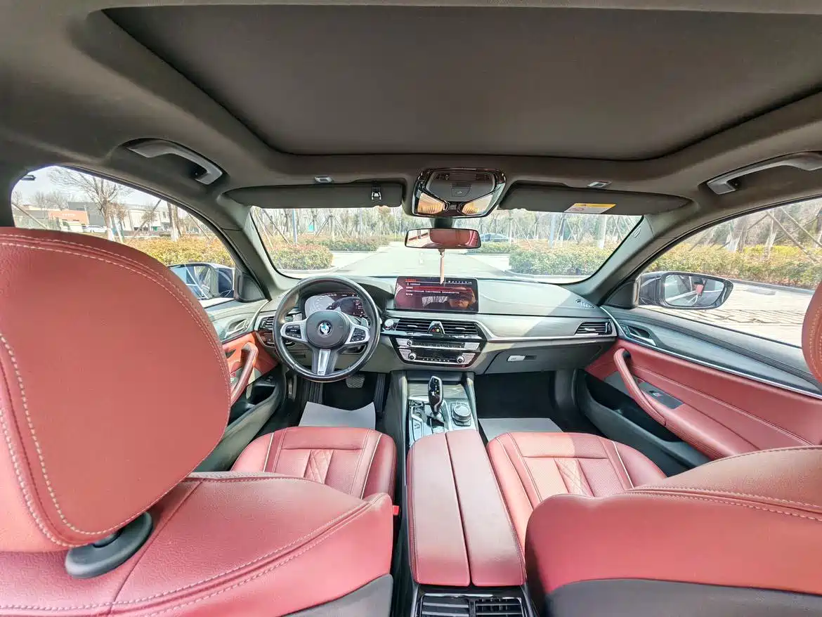 BMW 5 Series 2021 530Li Leading M Sport Package фото 13