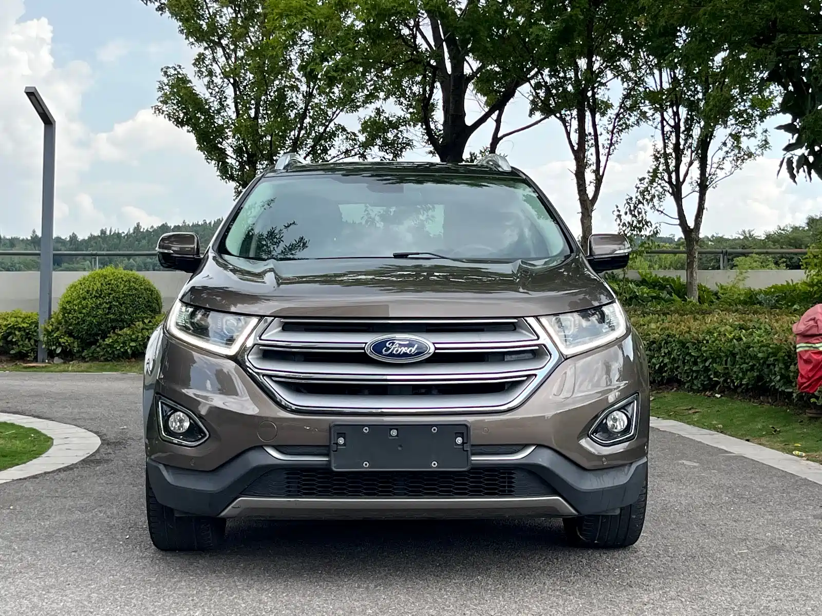 Фото 2 - Ford Edge
