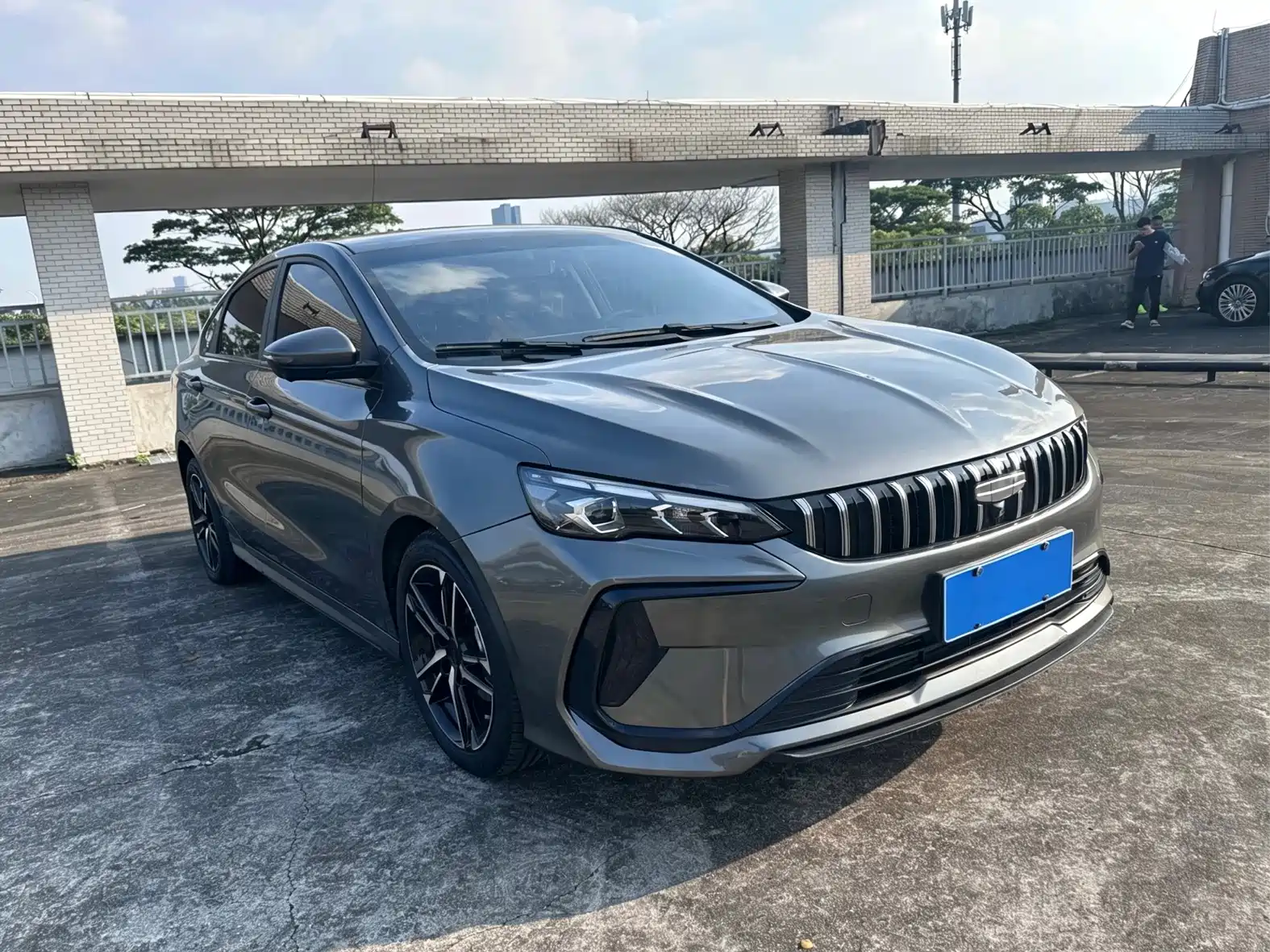 Фото 3 - Geely Binrui