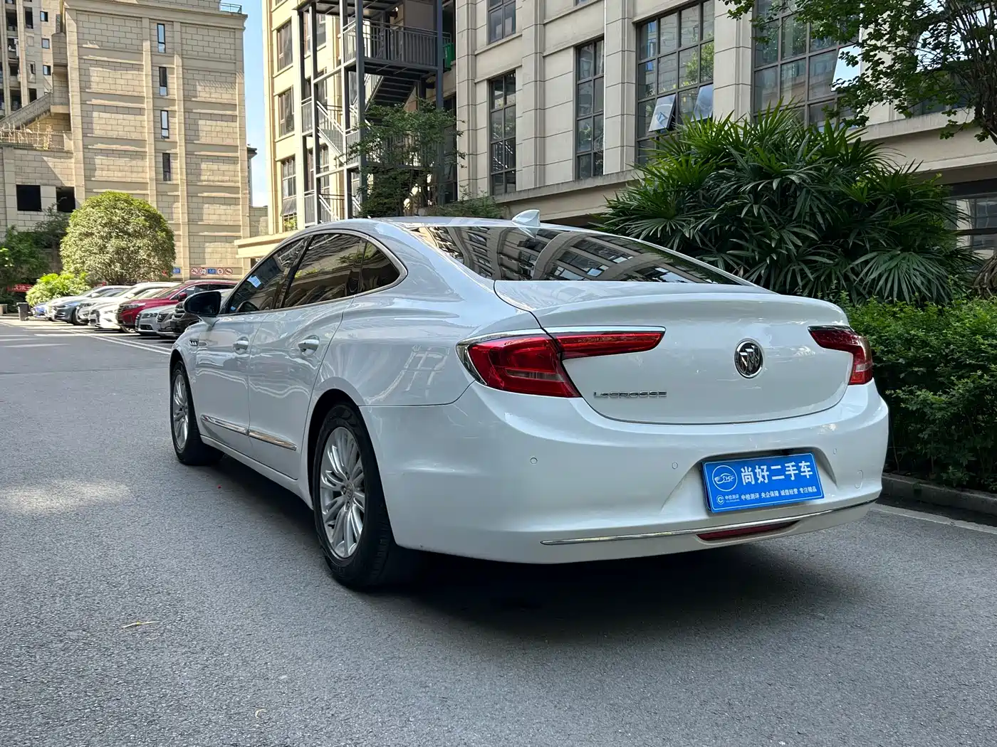 Buick LaCrosse 2016 Facelift 20T Leading фото 5