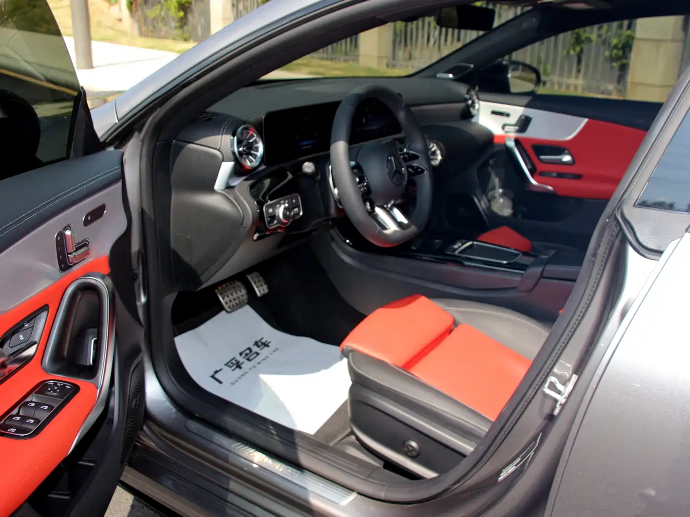 Mercedes-Benz CLA AMG 2024 Facelift AMG CLA 35 4MATIC фото 4