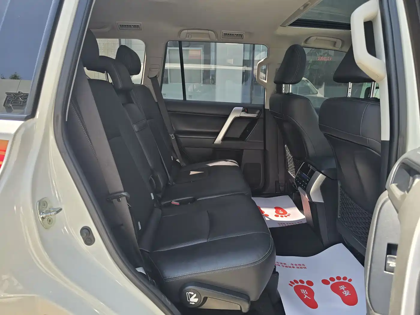 Toyota Prado 2019 2019 3.5L Automatic TX-L Zunxiang Edition with Rear-mounted Spare Tire