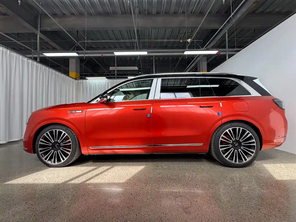 AITO Wenjie AITO M9 2024 Range Extender Ultra 52kWh 6-seater фото 6