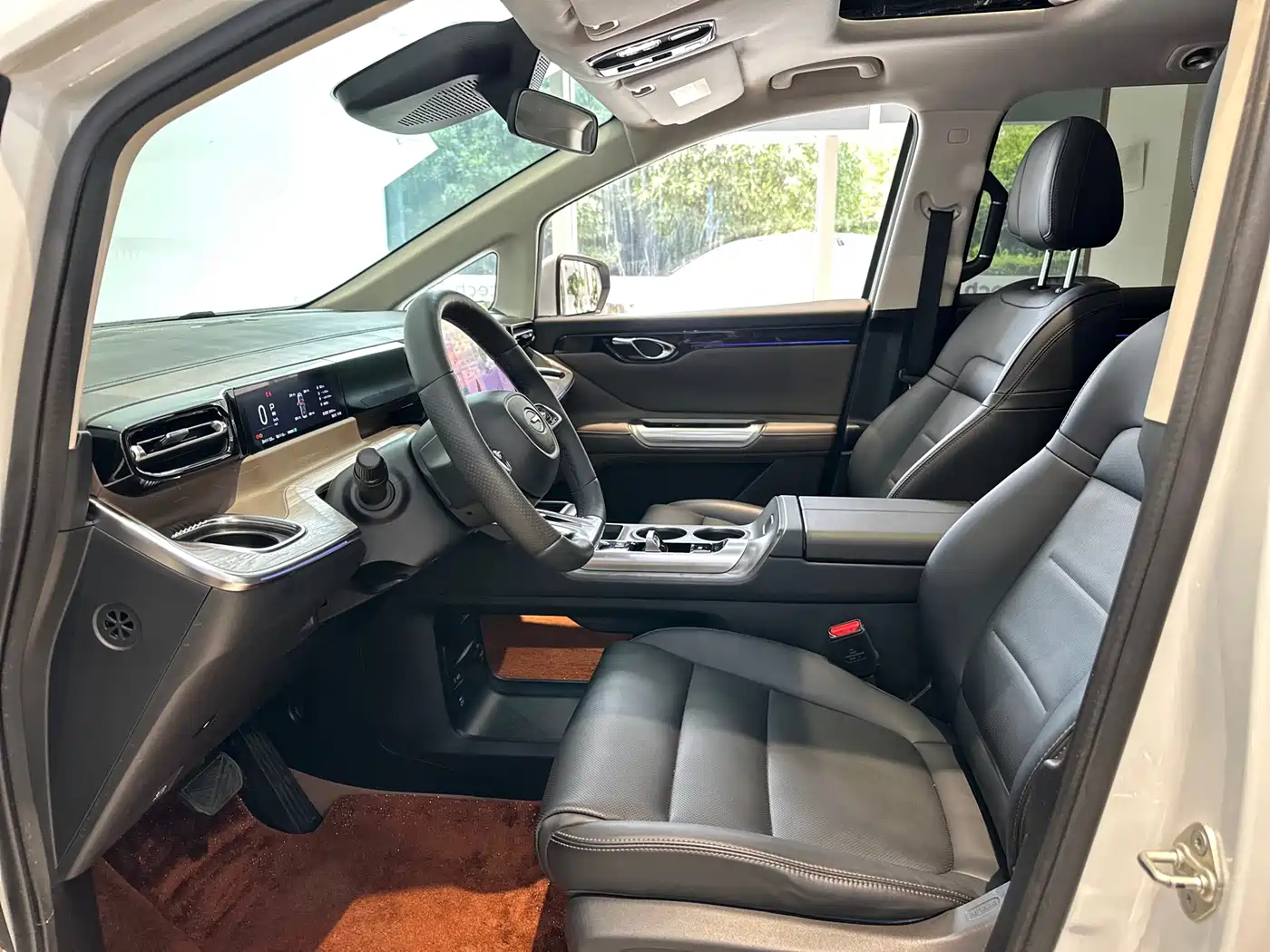 GAC Trumpchi Trumpchi E8 NEV 2024 Model 150km MAX фото 13