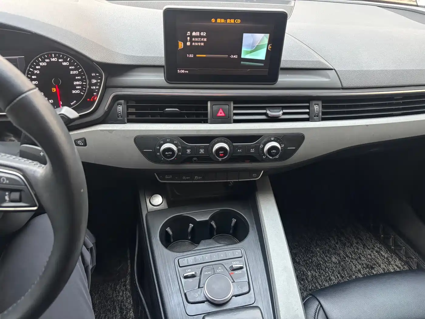 Audi A4L 2017 Plus 40 TFSI Progressive фото 8