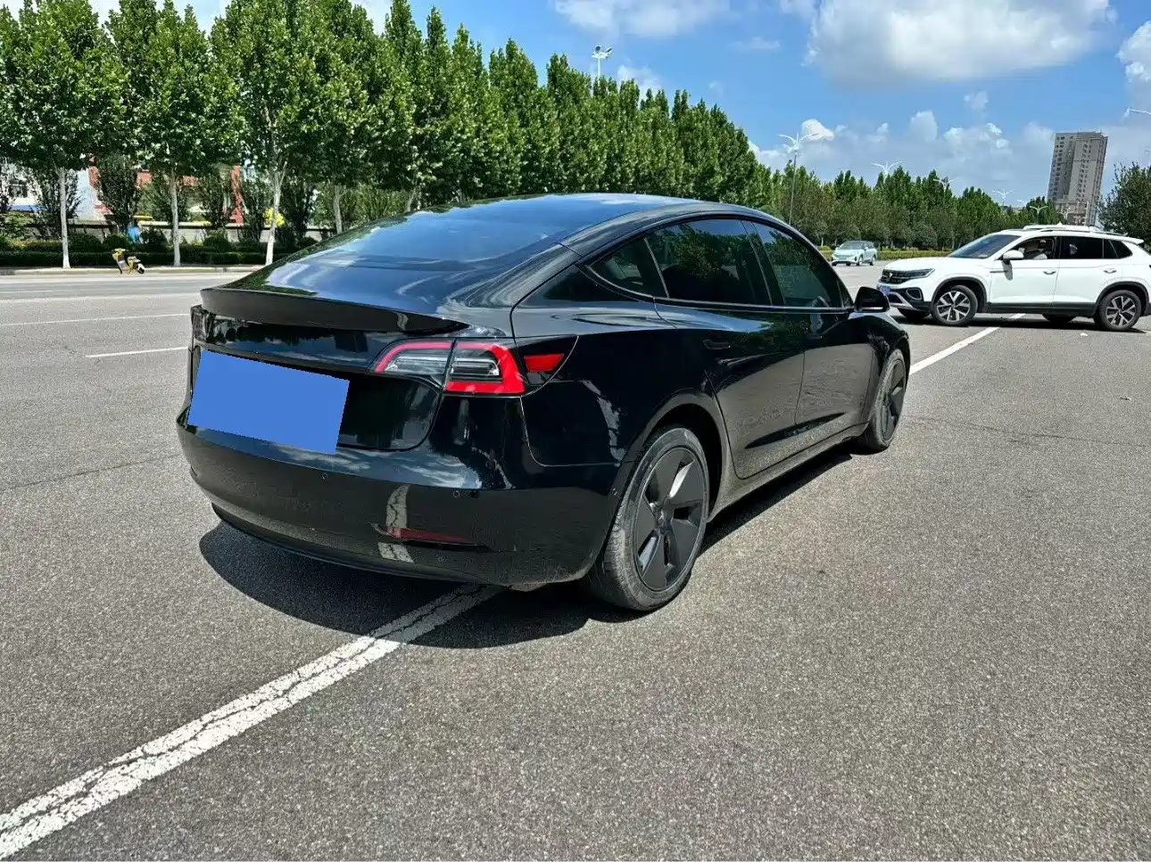 Фото 7 - Tesla Model 3