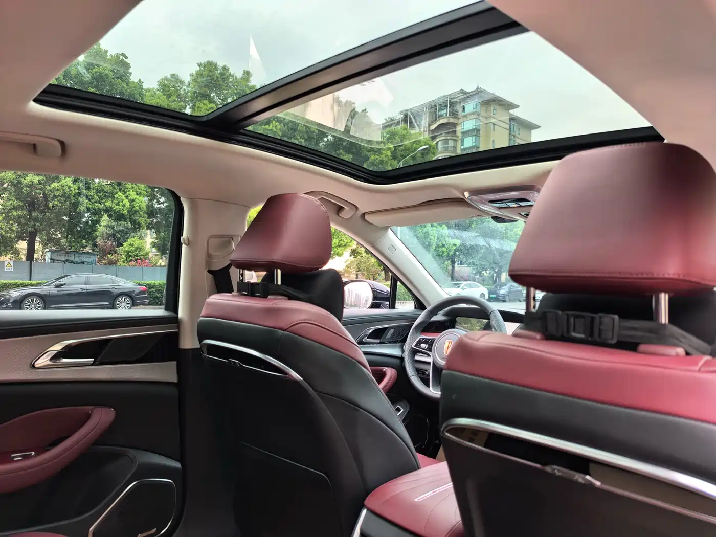 Hongqi H5 2024 1.5T DCT Smart Connect Flag Rhythm Edition фото 11