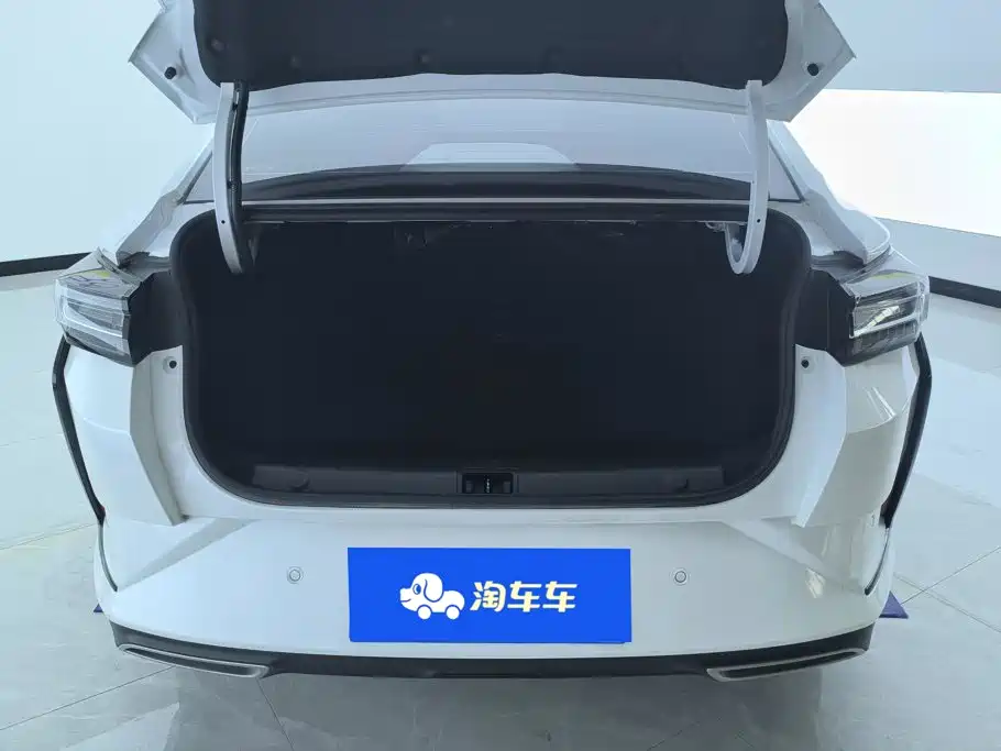 Dongfeng Aeolus Yixuan 2025 2025 1.5L Auto Luxury