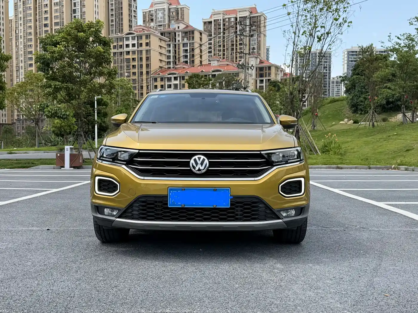Photo 4 - Volkswagen T-ROC