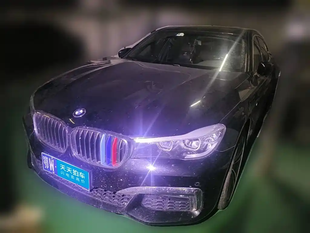 صورة 1 - BMW 7 Series