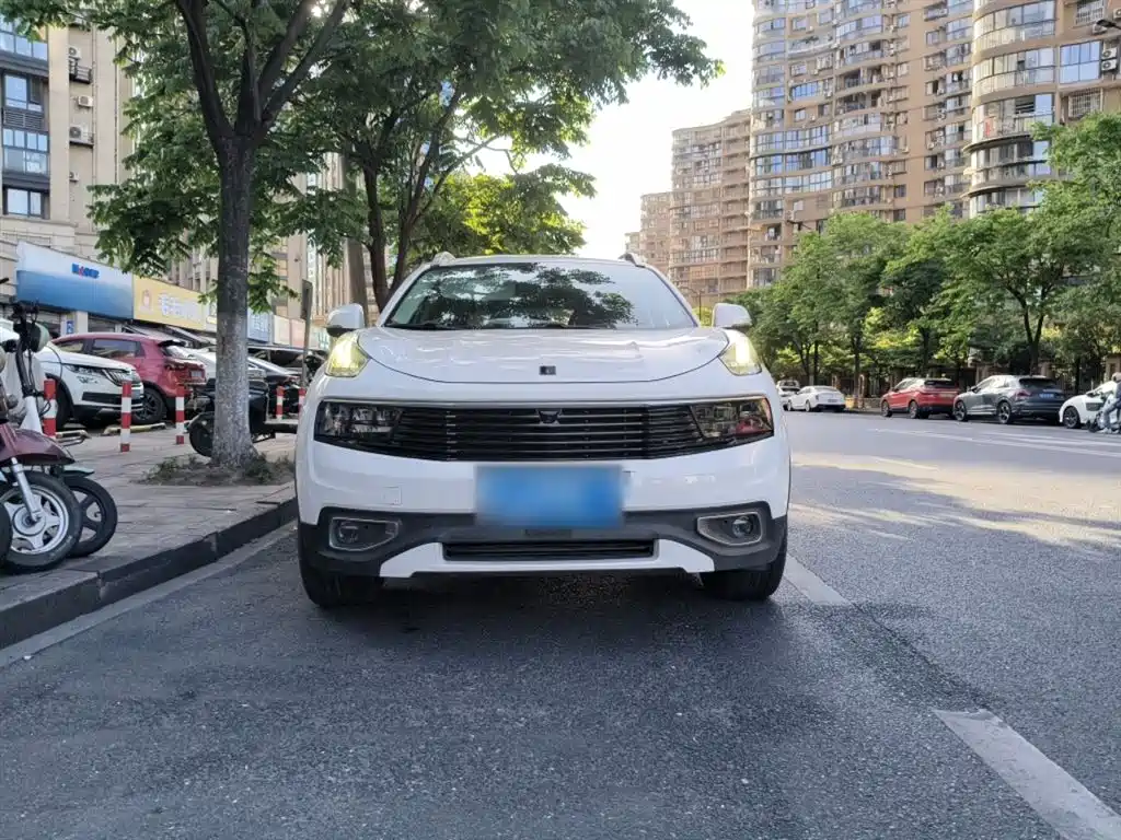 Lynk & Co 01 2019 2.0T 2WD Type Pro Version China V фото 4