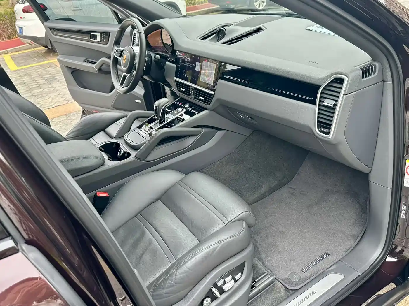 Porsche Cayenne 2019 Cayenne Coupé 3.0T фото 9