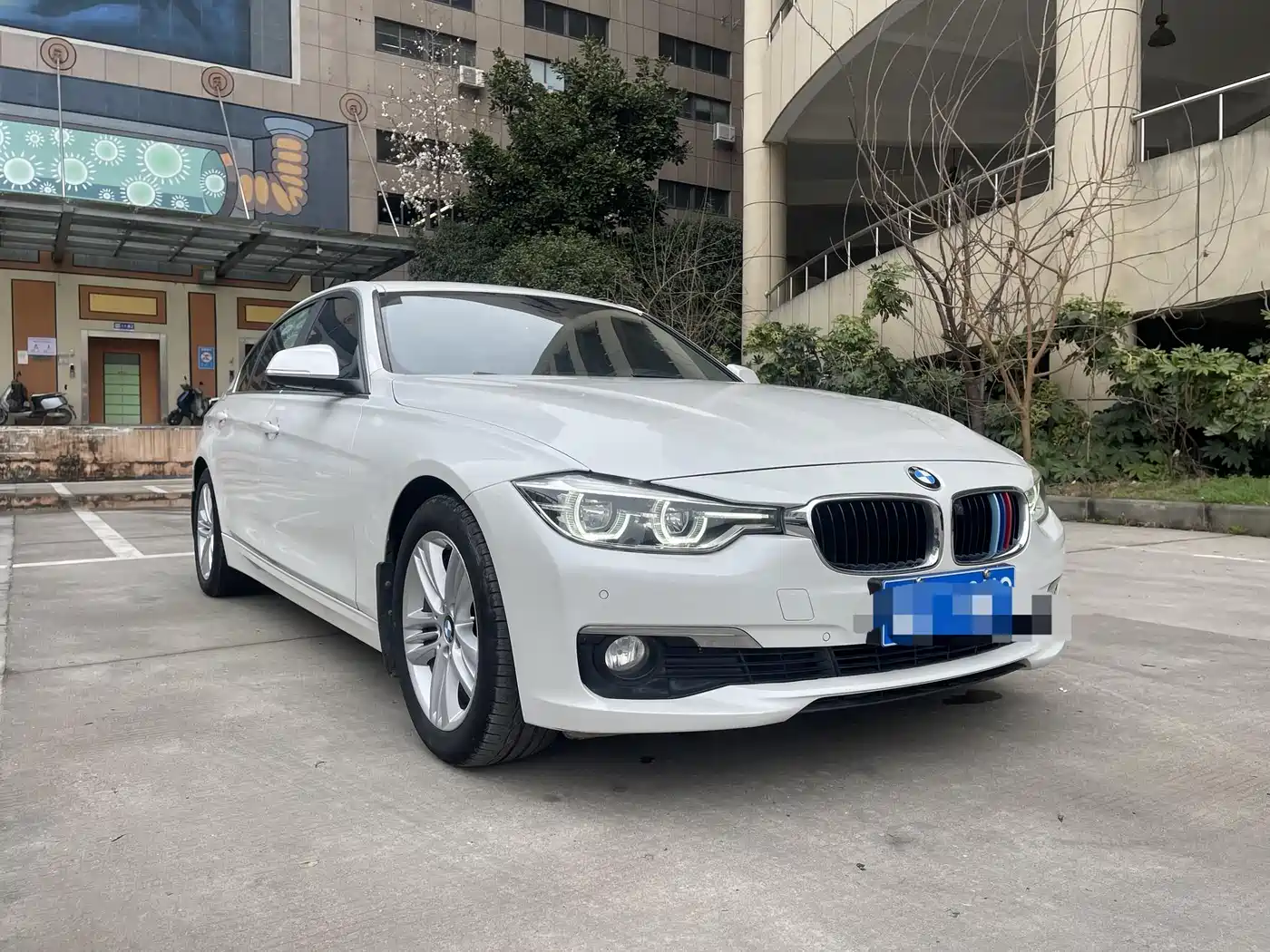 BMW 3 Series 2017 320Li Fashion фото 3