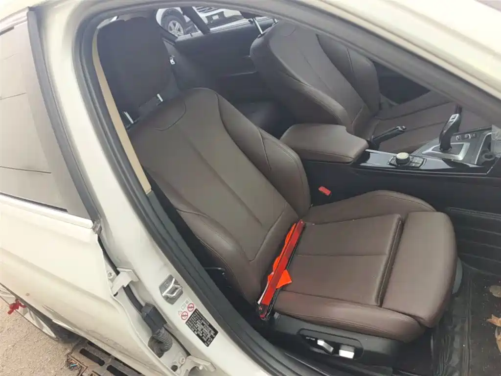 BMW 3 Series 2018 320Li Fashion Style фото 25