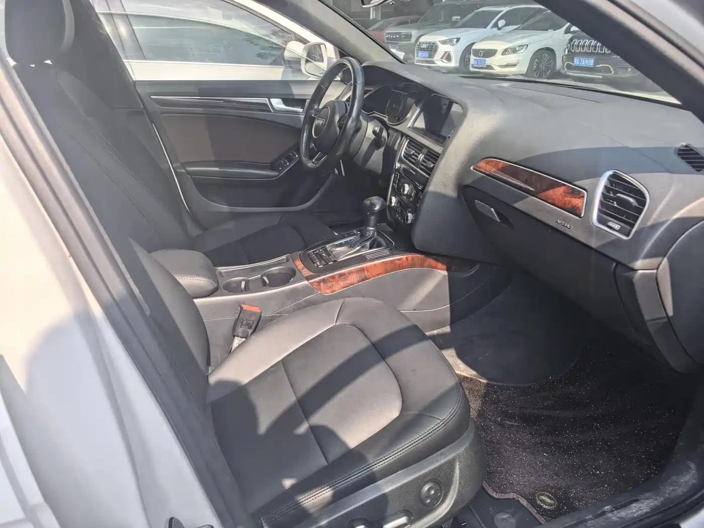 Audi A4L 2015 35 TFSI Auto Comfort фото 7