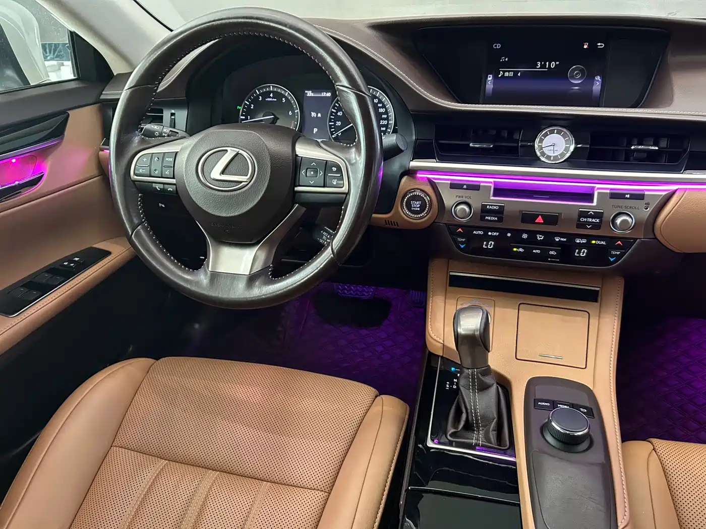 Lexus ES 2015 200 Elite Edition фото 27