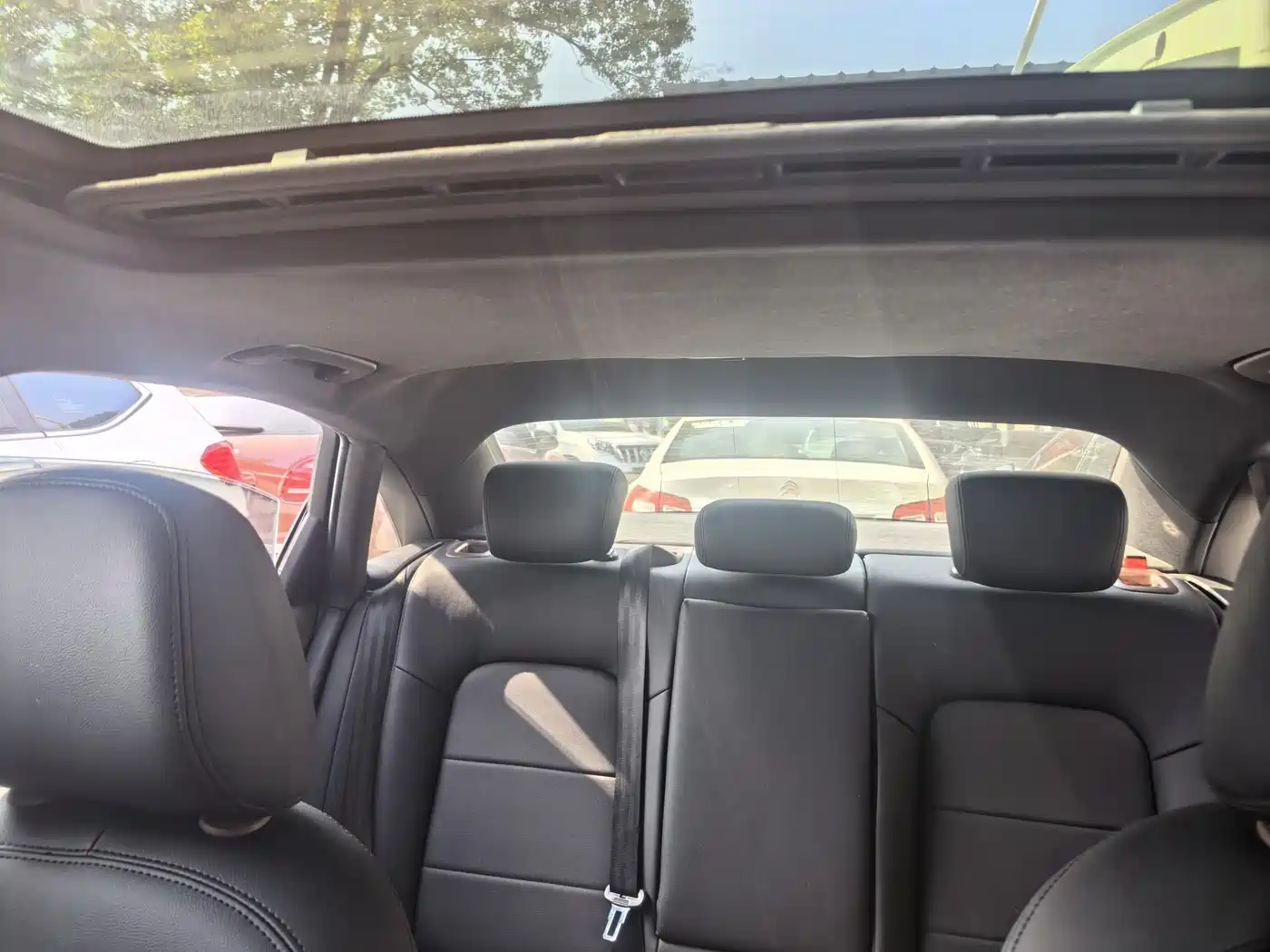 Audi A4L 2015 35 TFSI Auto Comfort фото 5