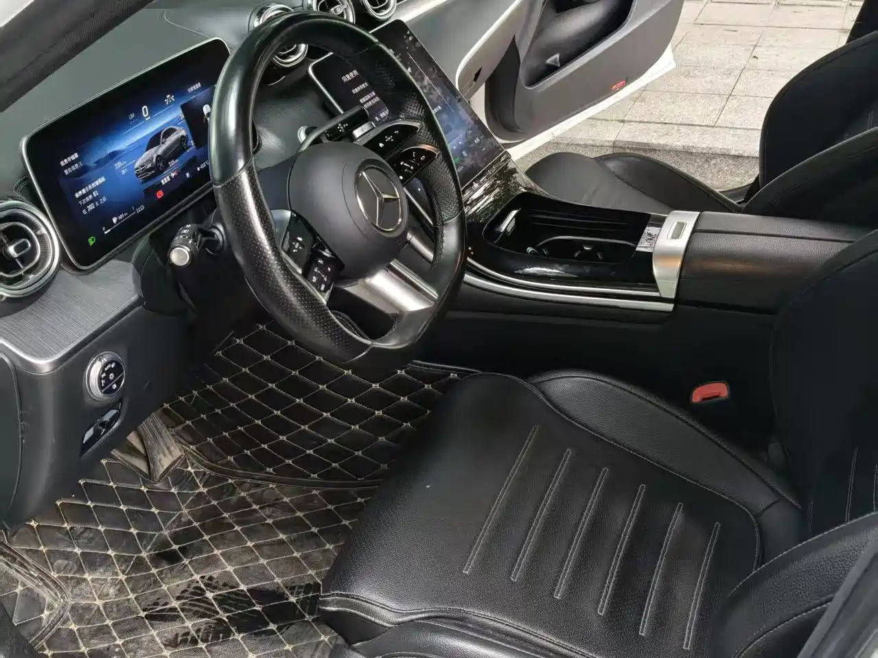 Mercedes-Benz C-Class 2022 C 260 L Night Sport Edition фото 4