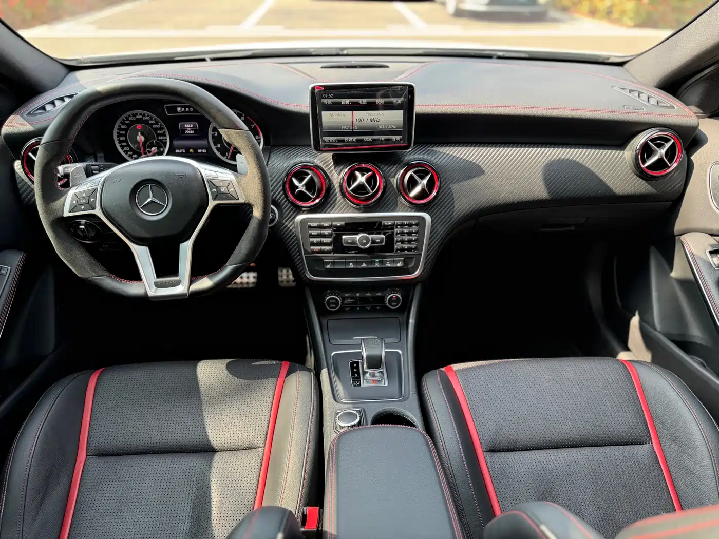 Mercedes-Benz A-Class AMG (Import) 2014 AMG A 45 4MATIC фото 14