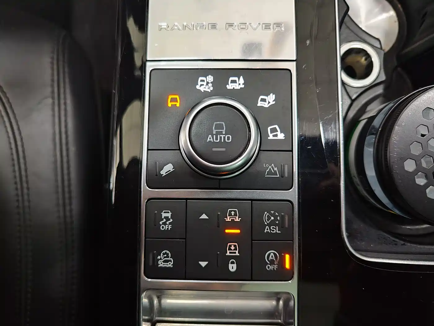 Land Rover Range Rover 2016 3.0 SC V6 Vogue фото 13