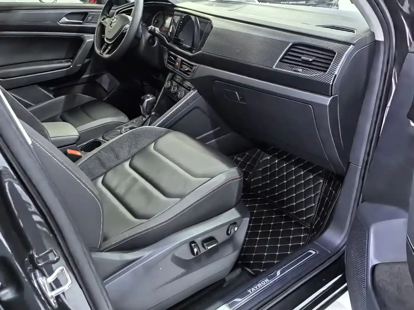 Volkswagen Tayron 2019 330TSI 2WD Luxury China VI фото 9