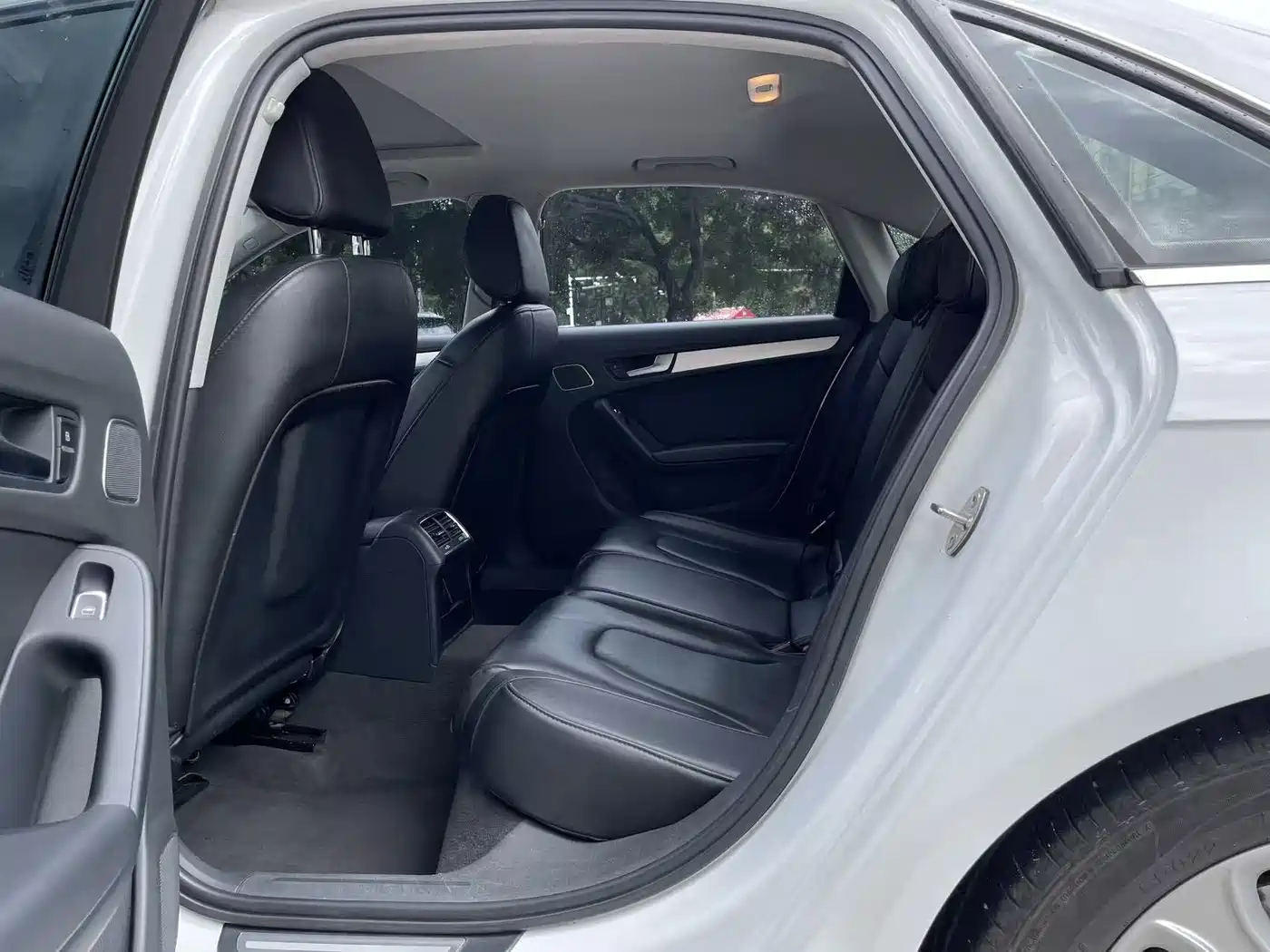 Audi A4L 2016 35 TFSI Automatic Standard фото 7