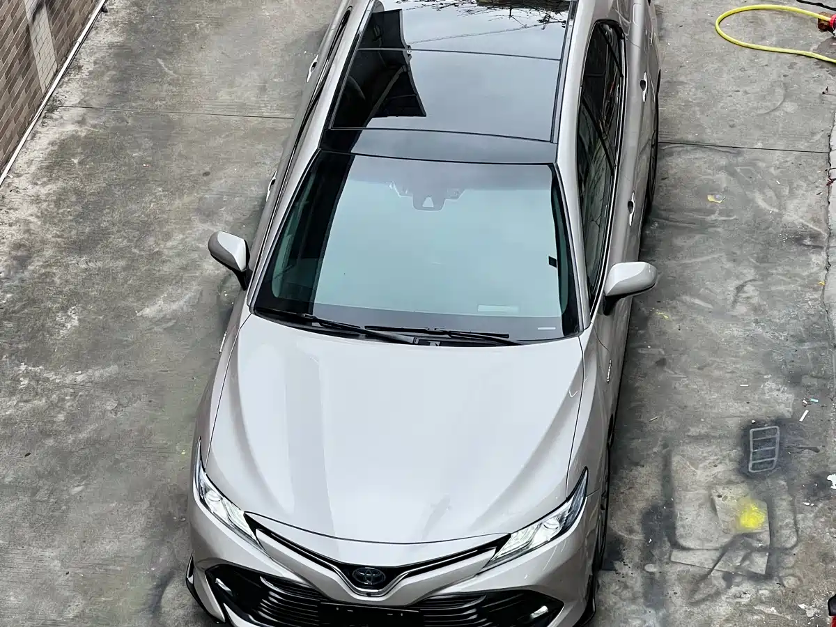 Toyota Camry 2019 Facelift Hybrid 2.5HG Luxury Edition фото 10