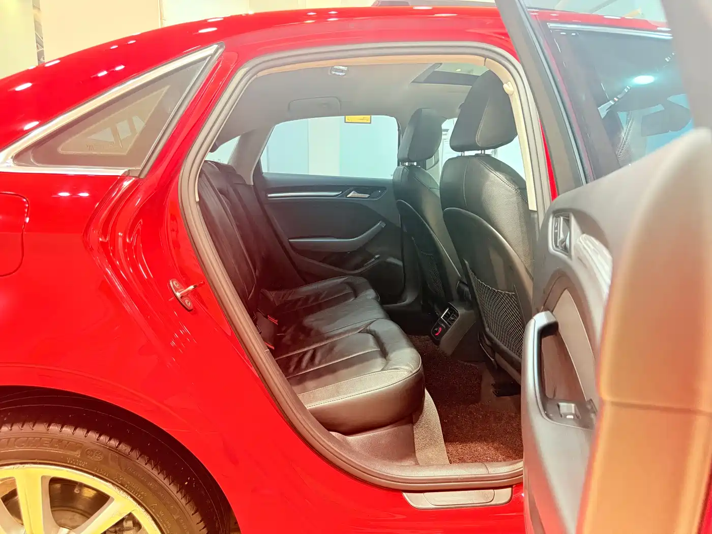 Audi A3 2015 Limousine 40 TFSI Automatic Comfort фото 14
