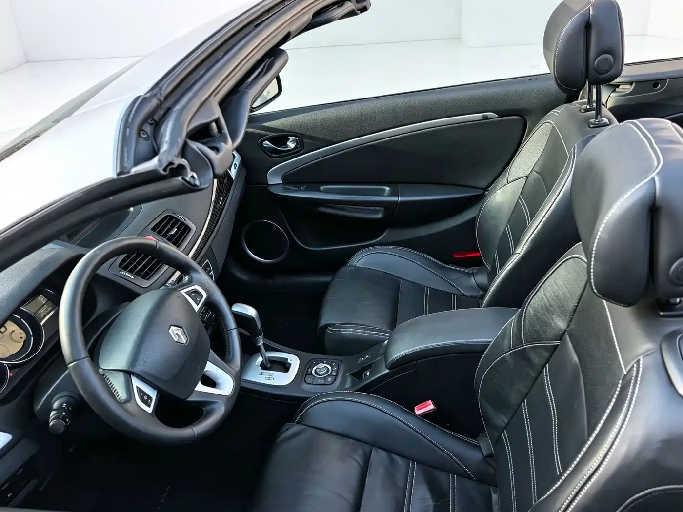 Renault Megane 2013 2011 CC 2.0 Fashion Navigation
