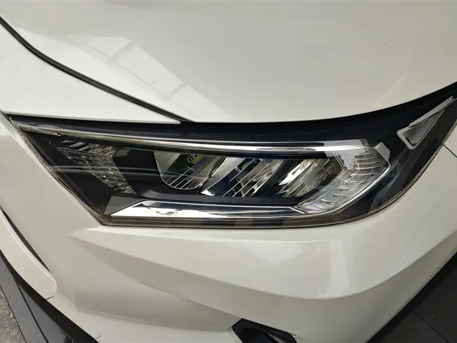 Toyota RAV4 Rongfang 2020 2.0L CVT AWD Trend Edition фото 5