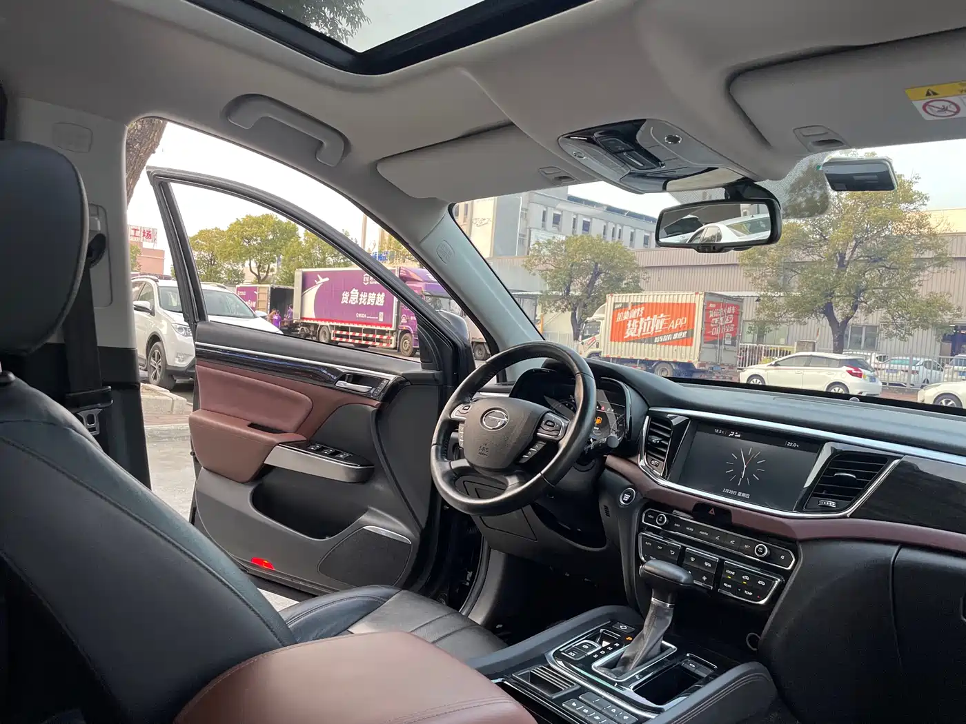 GAC Trumpchi Trumpchi GS8 2017 320T 2WD Luxury Smart Connect (7-seater) фото 6