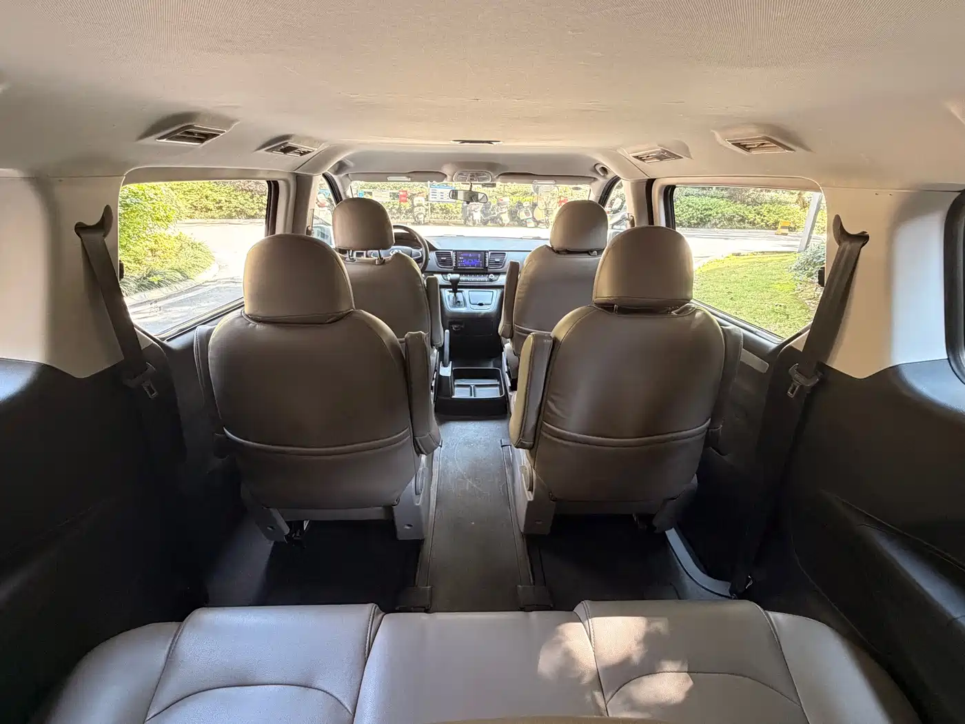 SAIC Maxus Maxus G10 2018 PLUS 2.0T Automatic Executive Edition фото 16
