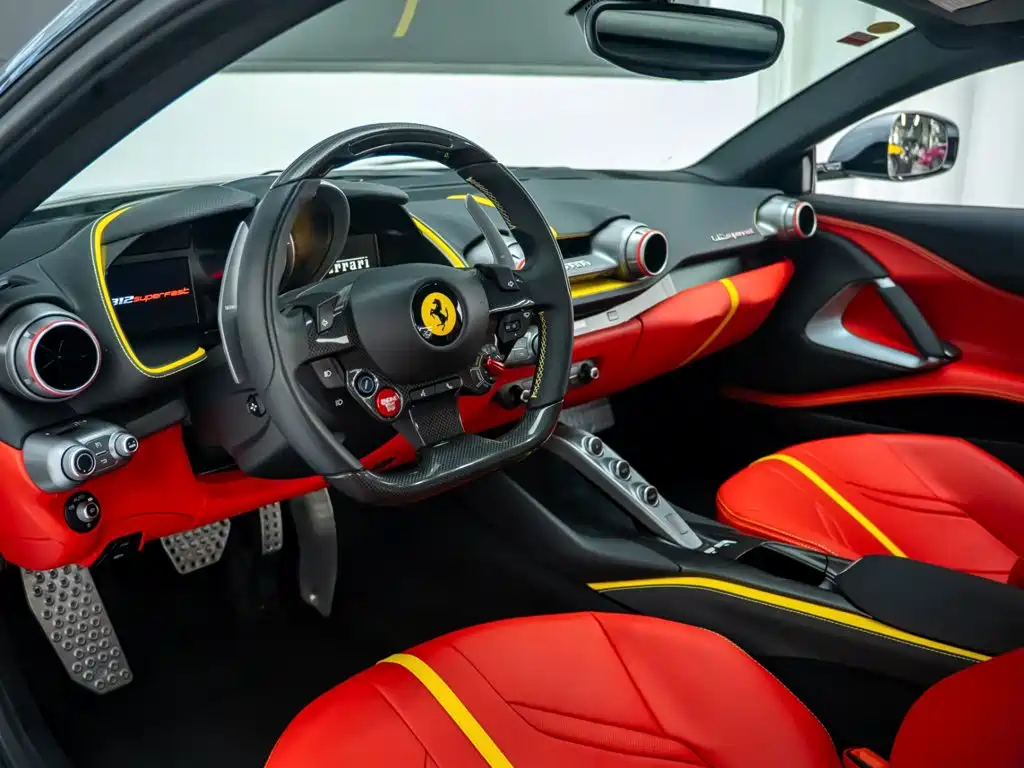 Ferrari 812 2019 2017 6.5L Superfast