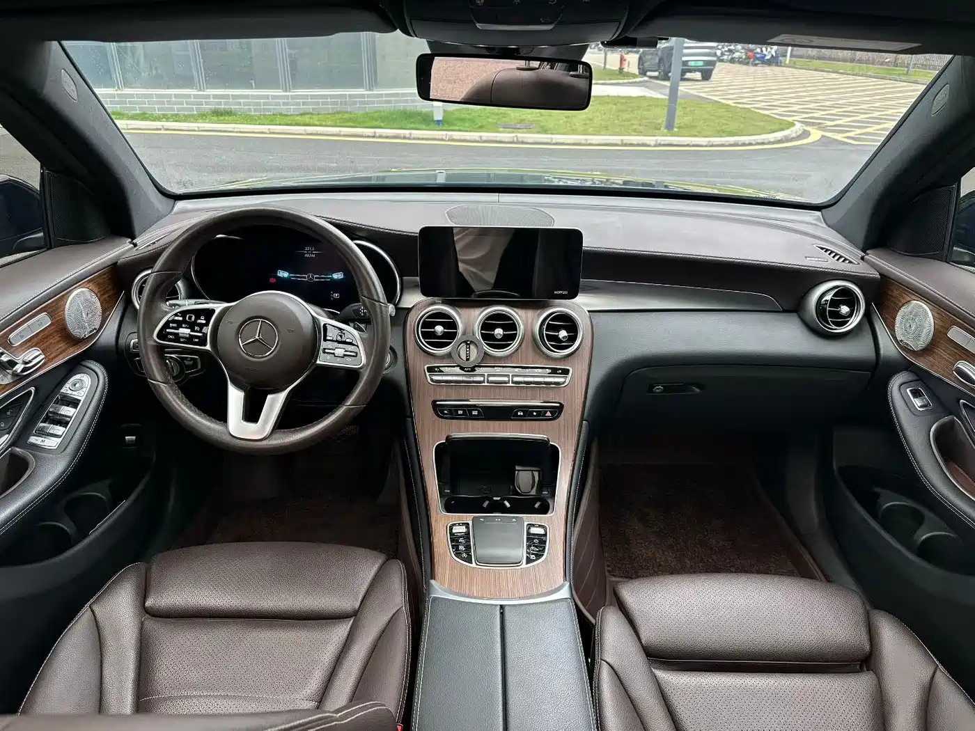 Mercedes-Benz GLC 2021 GLC 300 L 4MATIC Sporty фото 6