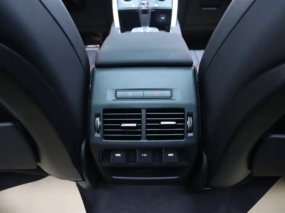 Land Rover Discovery Sport 2023 249PS R-Dynamic SE Performance Technology Version фото 20
