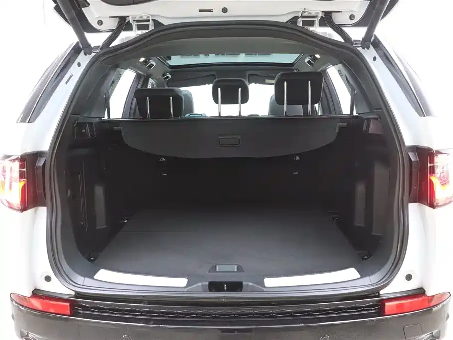 Land Rover Discovery Sport 2023 249PS R-Dynamic SE Performance Technology Version фото 30